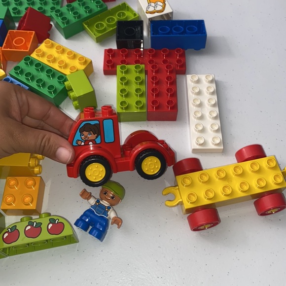 Lego Duplo Children’s Building Blocks Toy Bundle - 56 Pieces - Picture 2 of 5